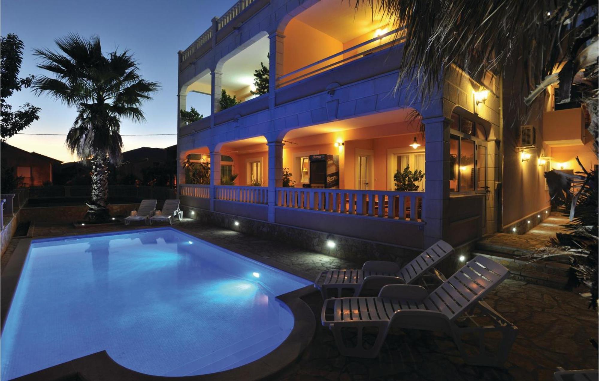 Amazing Home In Kastel Stari With House Sea View Kastela Ngoại thất bức ảnh